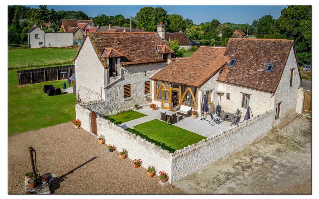 Gites Arches de Muschamp Cussay Exterior foto